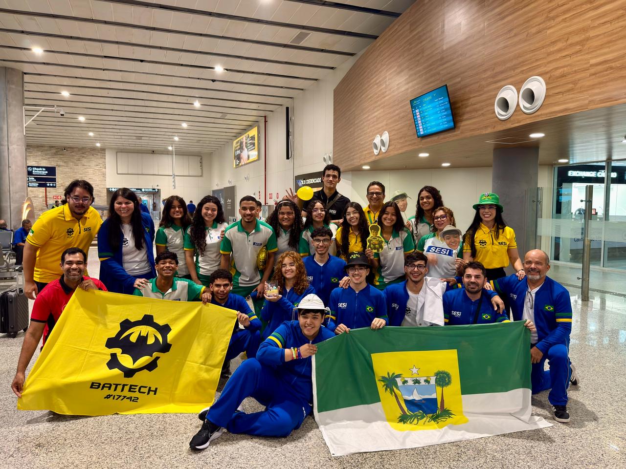 SESI Bat Tech é recebida com festa em Natal após conquista em torneio internacional de robótica nos EUA