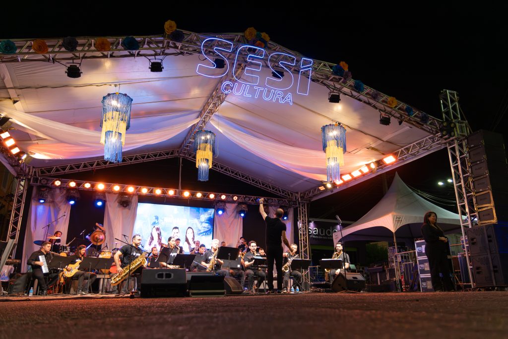 SESI Big Band leva música e emoção à Serra de São Bento em apresentação gratuita