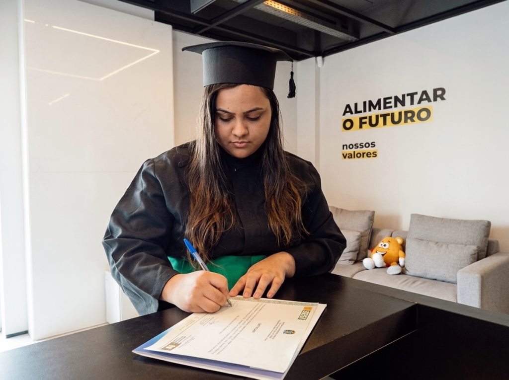 Nova EJA do SESI transforma vidas e combate a baixa escolaridade na indústria potiguar
