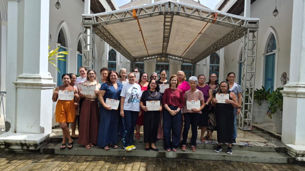 SESI-RN conclui segunda turma do cursode confecção de bolsas em fio de malha no Solar Bela Vista